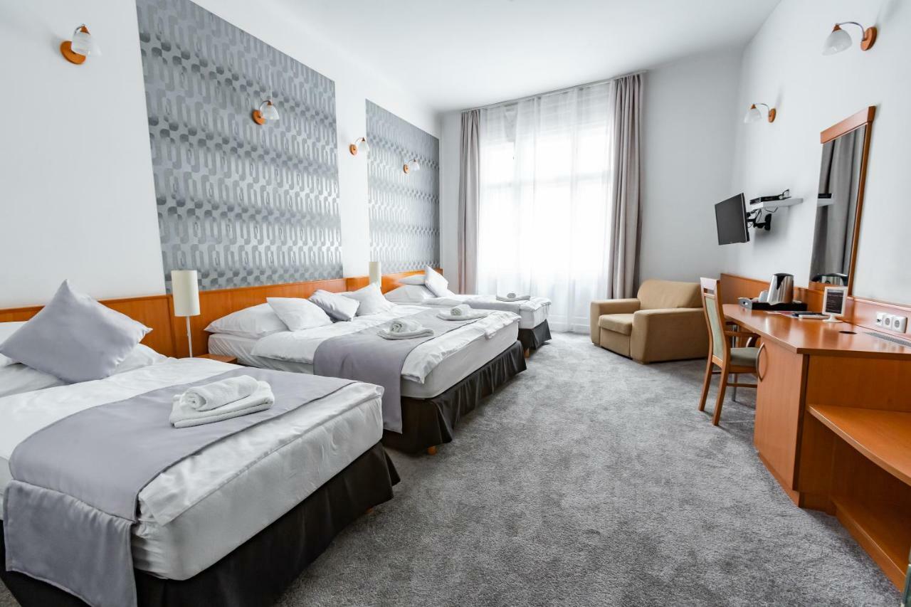 Budapest Griffin Guest House מראה חיצוני תמונה